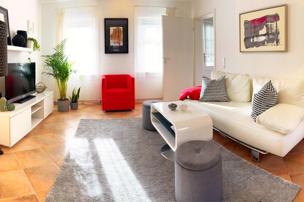 Kuenstler Ferienwohnung Am Weilburger Schloss, Marktplatz 9 ภายนอก รูปภาพ